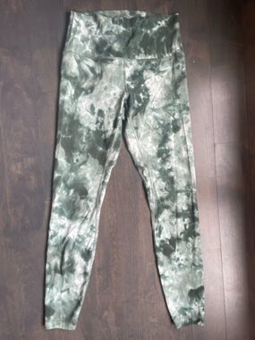 Lululemon Align Green Tie-Dye Leggings Size 8